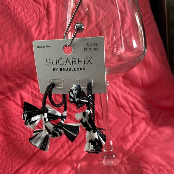 NWT Sugar fix by baublebar nickel free earrings, black and white - Picture 6 of 6